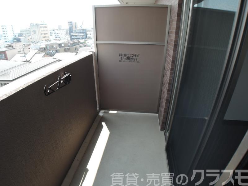 25/30 バルコニー