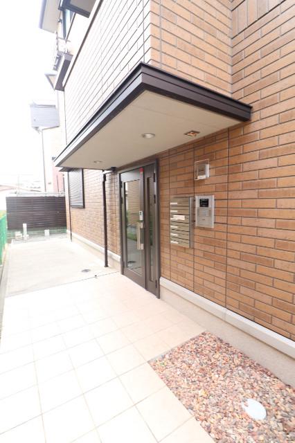 22/29 エントランス