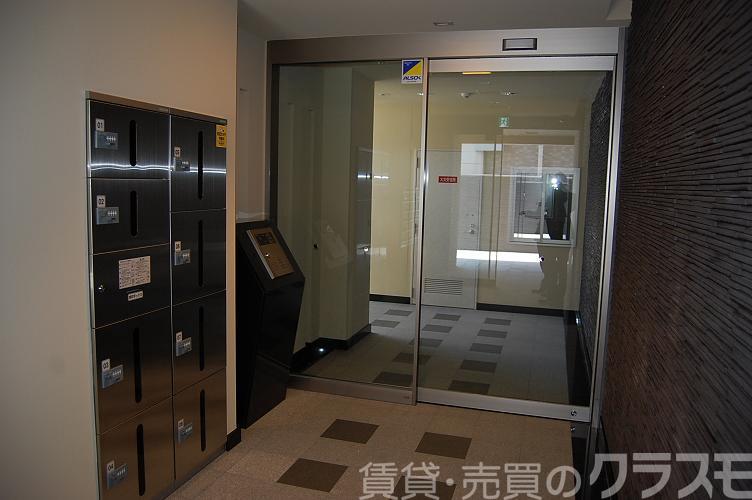 29/30 エントランス