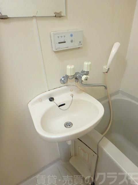 2/5 エントランス