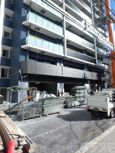 21/30 エントランス