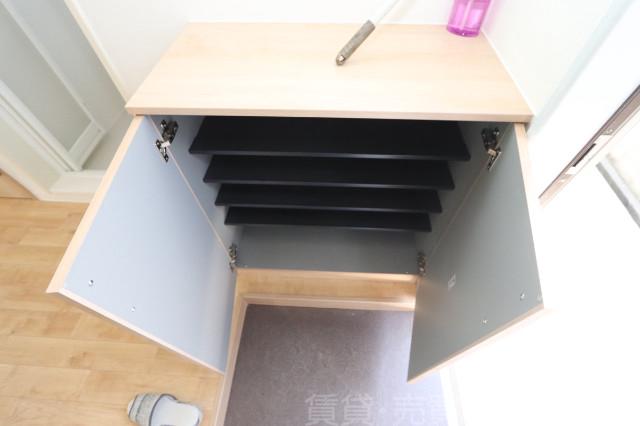 2/5 エントランス