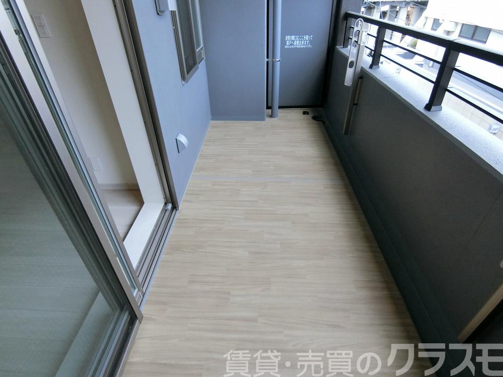 26/30 バルコニー