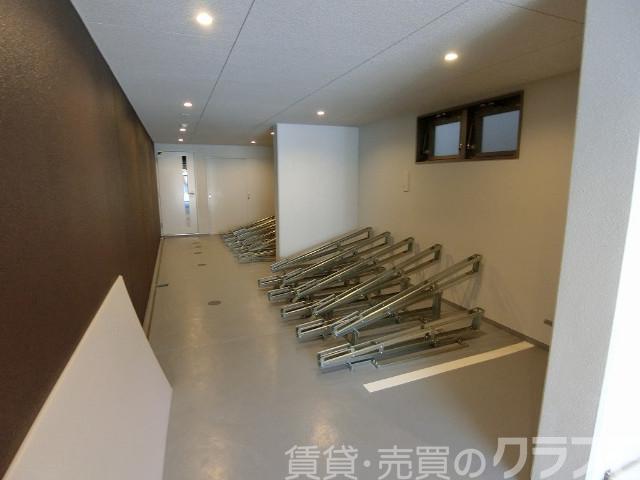 30/30 エントランス