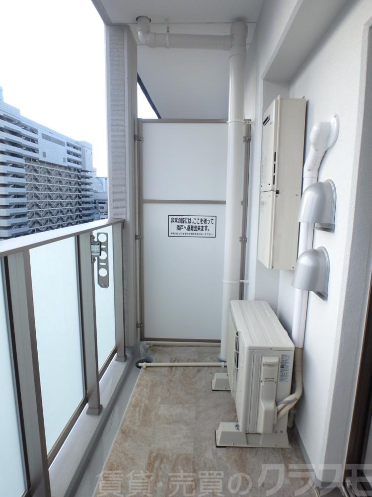 19/30 バルコニー