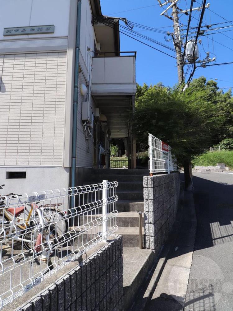 22/30 エントランス