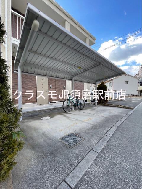 21/30 エントランス