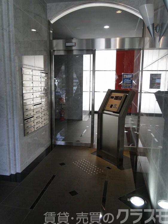 29/30 エントランス