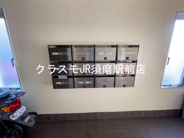 20/30 エントランス