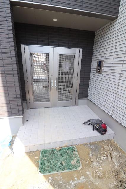 22/29 エントランス