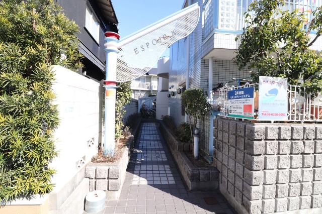 22/30 エントランス