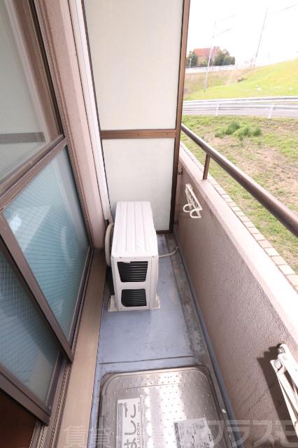 13/18 バルコニー