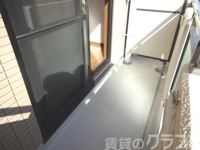 16/27 バルコニー