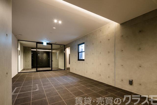 2/4 エントランス