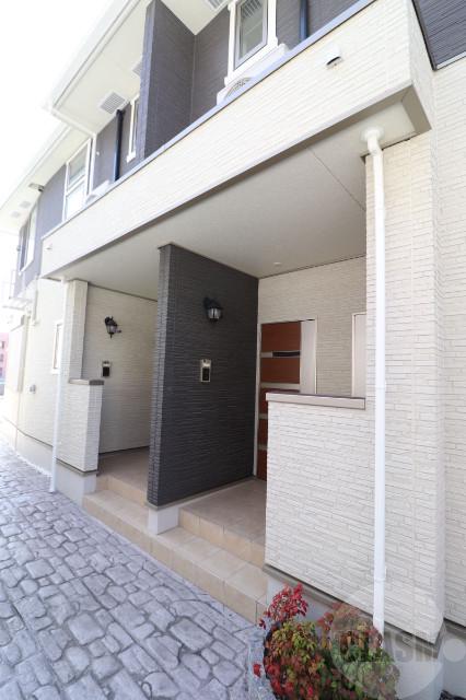 22/30 エントランス