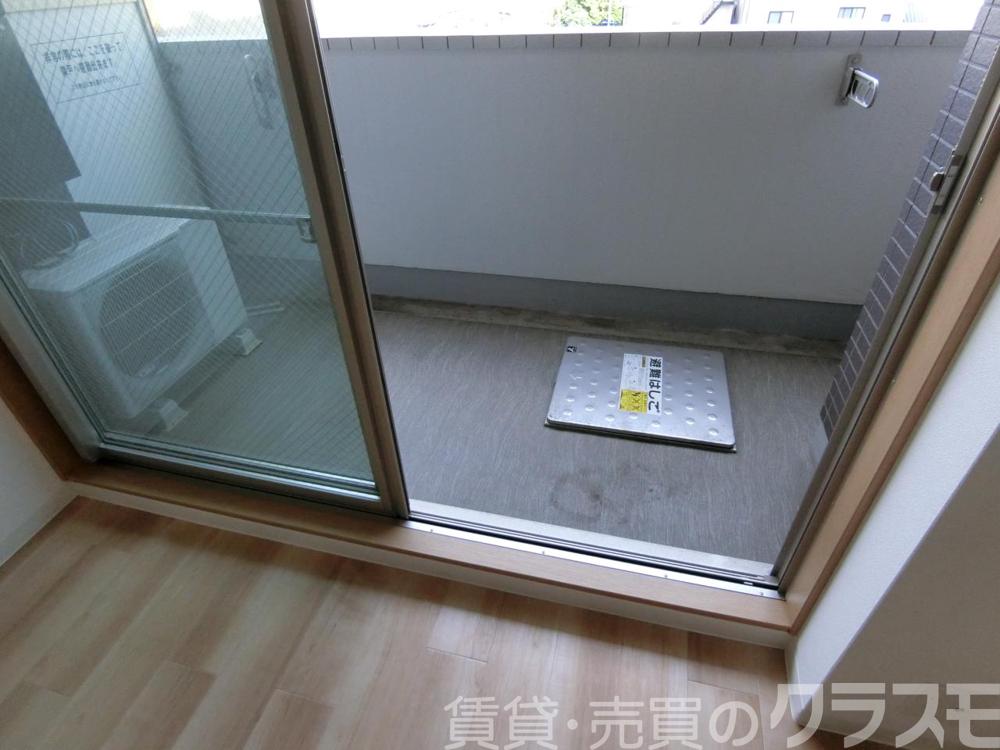 23/30 バルコニー