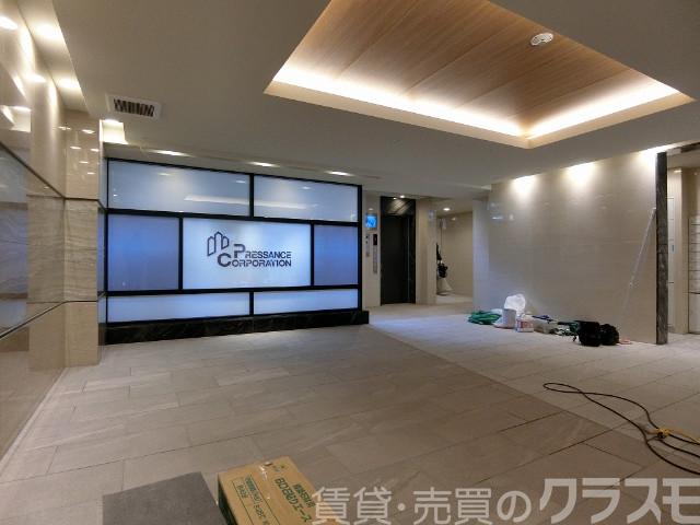 29/30 エントランス