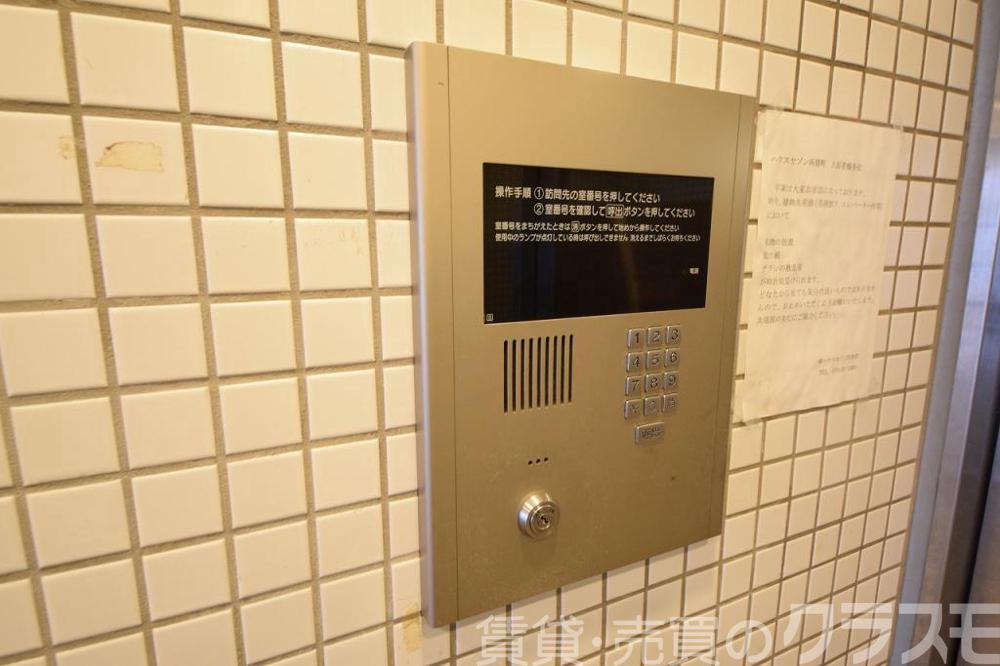 29/30 エントランス