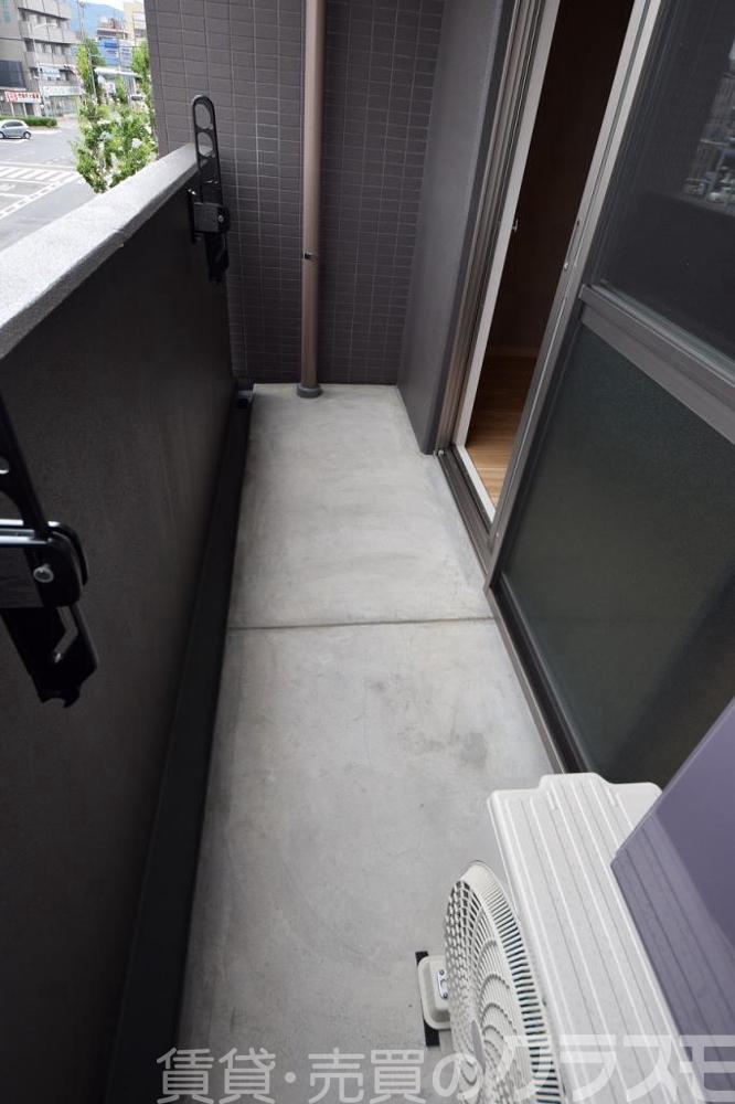 27/30 バルコニー