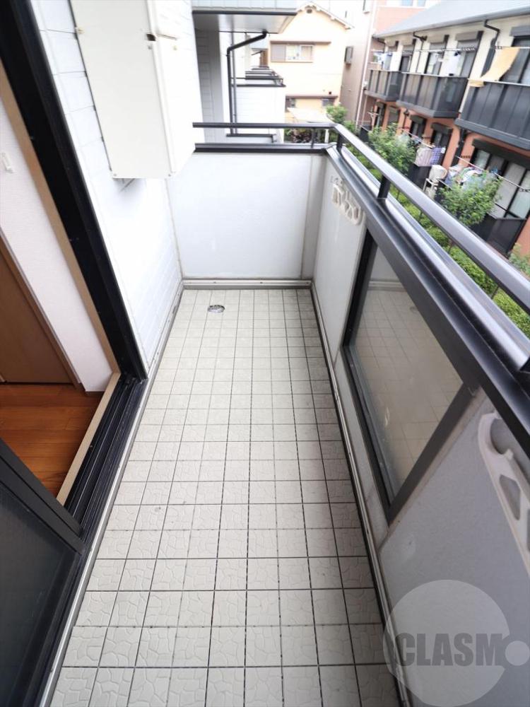 19/30 バルコニー