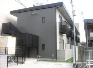 30/30 エントランス