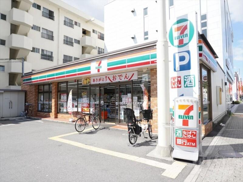 7/11 周辺