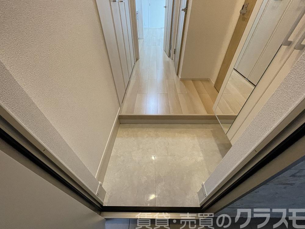 17/30 玄関