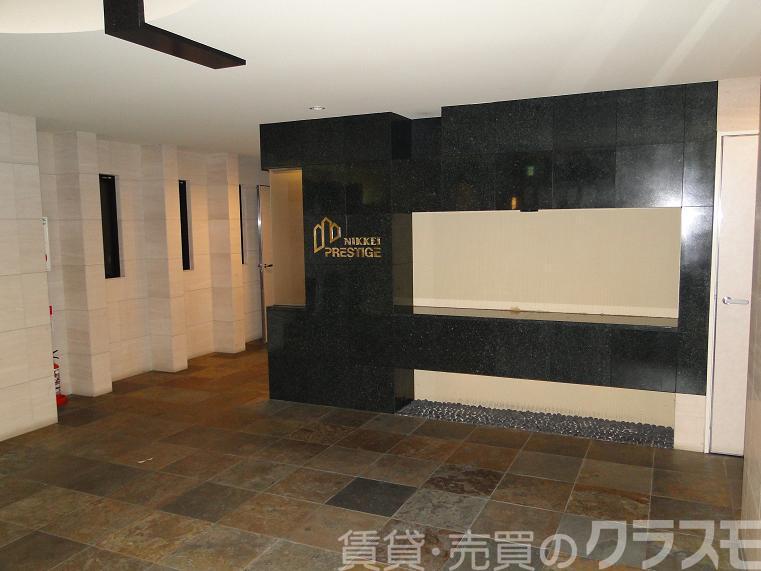 2/3 エントランス