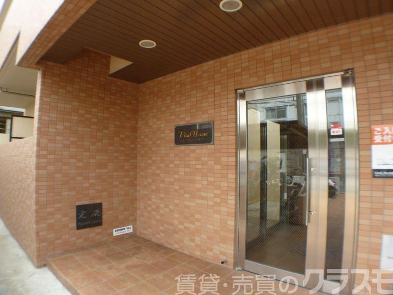 2/3 エントランス