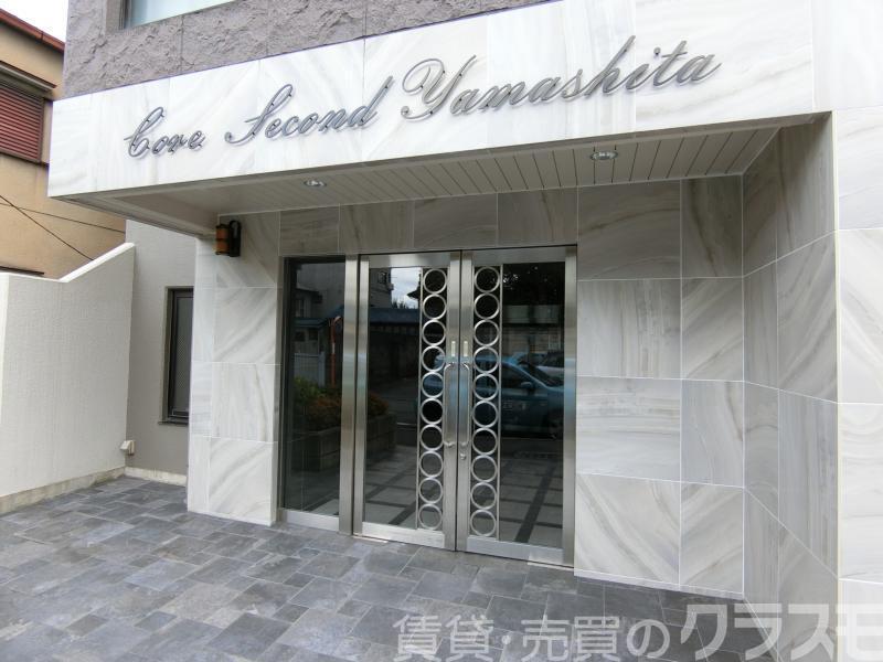 29/30 エントランス