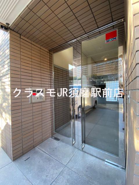 20/30 エントランス