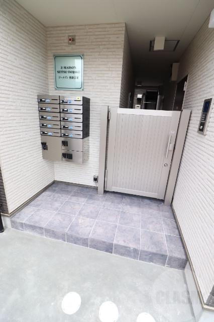 22/30 エントランス