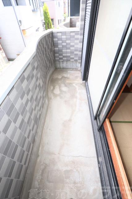 15/28 バルコニー