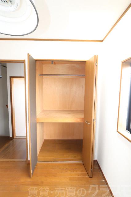 24/28 エントランス