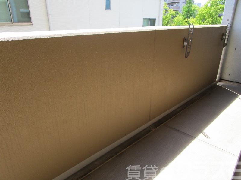 14/28 バルコニー