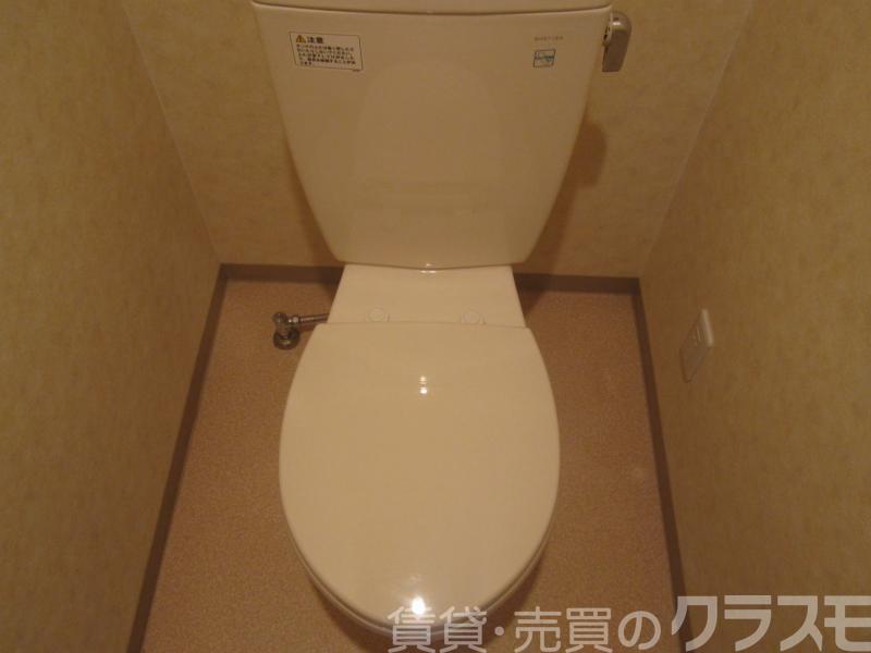 22/30 トイレ