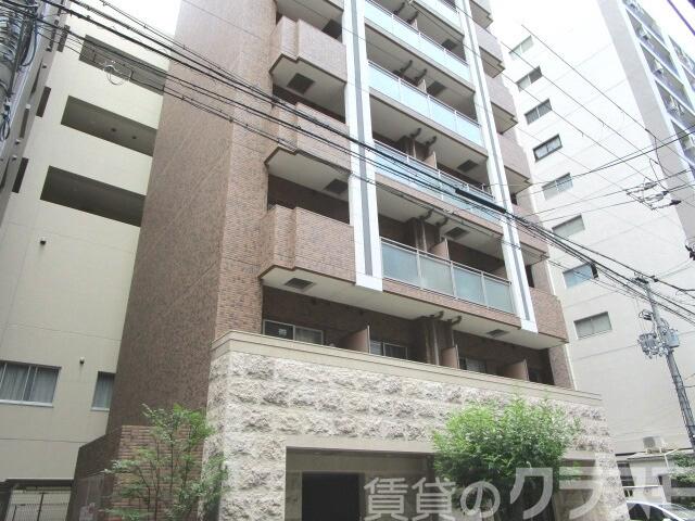 22/27 エントランス