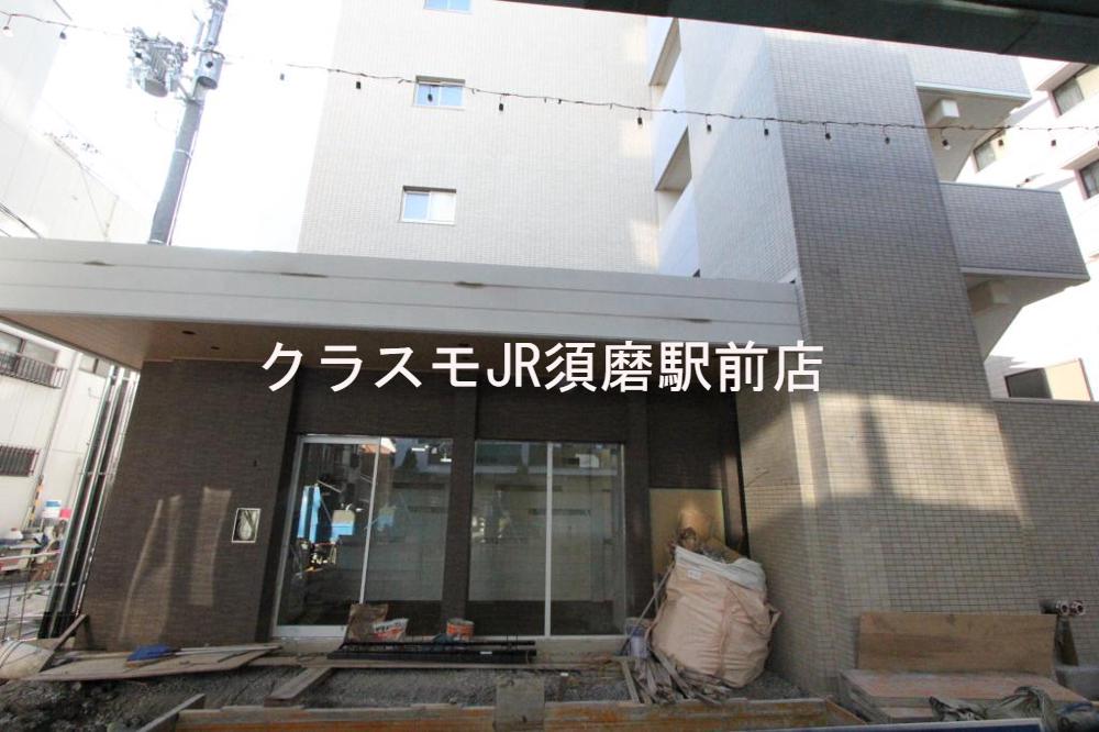 22/30 エントランス