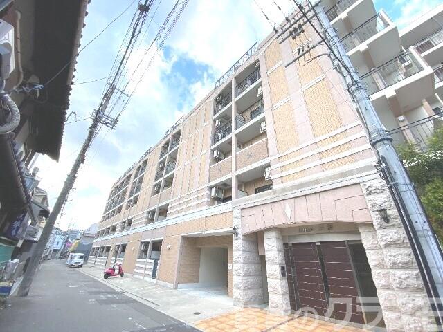 2/8 外観