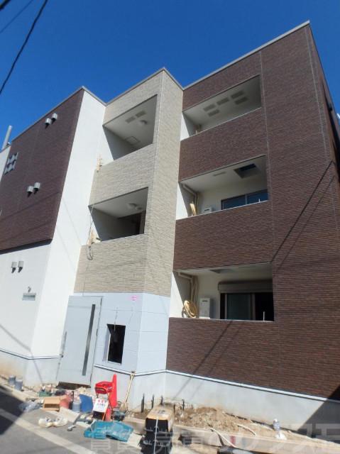 22/30 エントランス