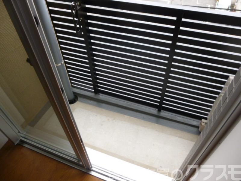 25/30 バルコニー