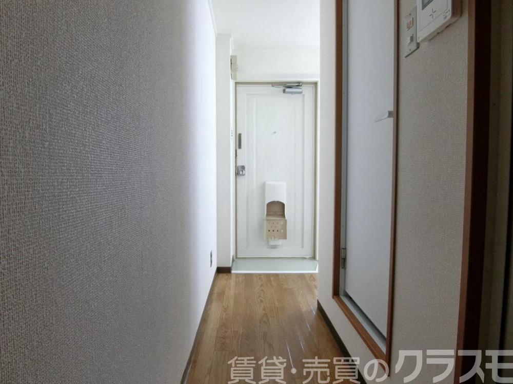 17/30 玄関
