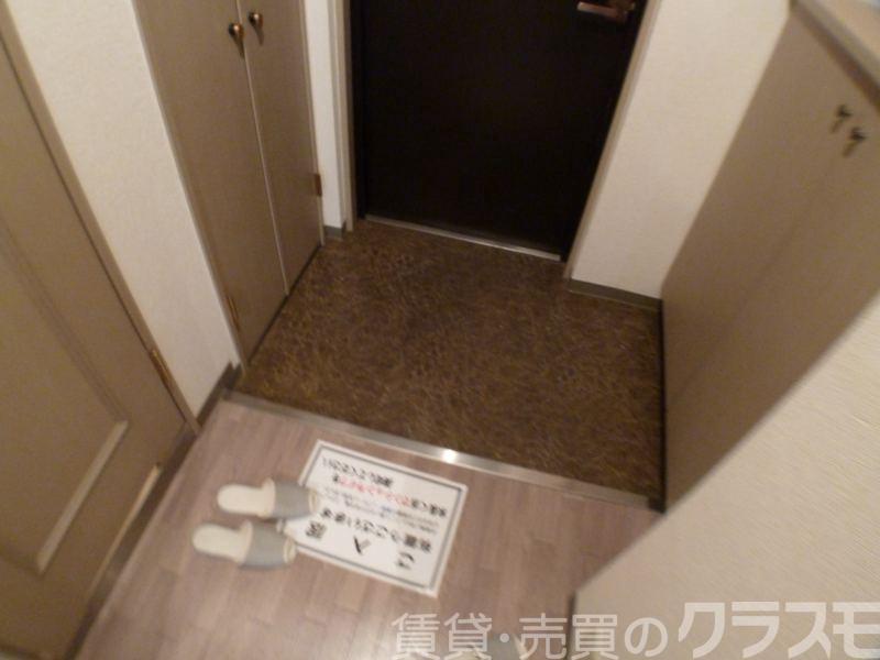 17/30 玄関