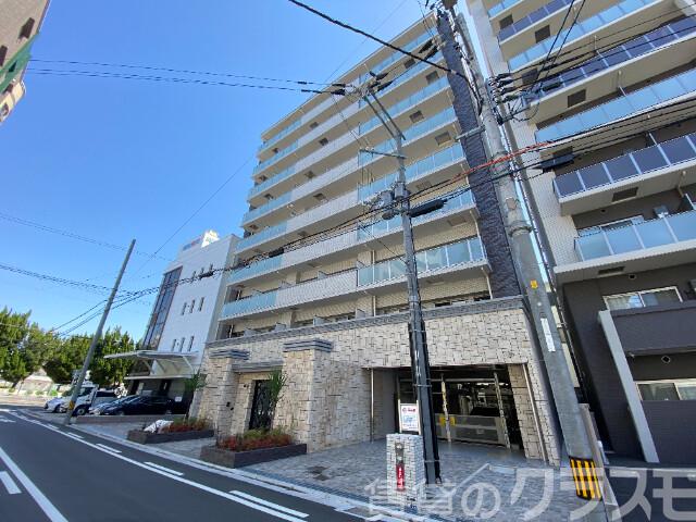 21/26 エントランス