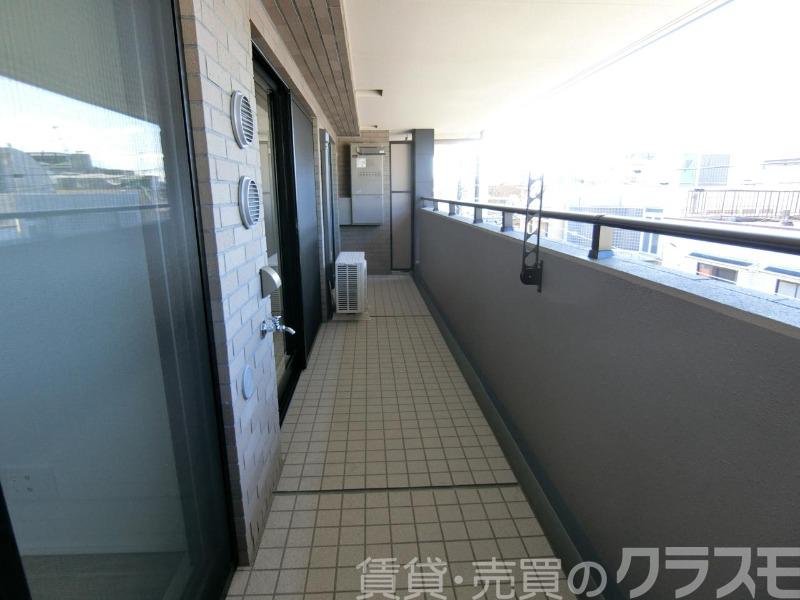 23/30 バルコニー