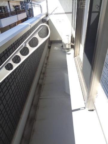 14/23 バルコニー