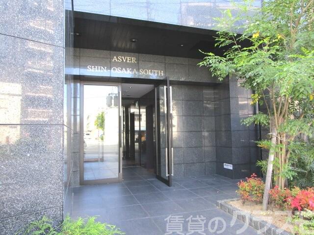 24/29 エントランス