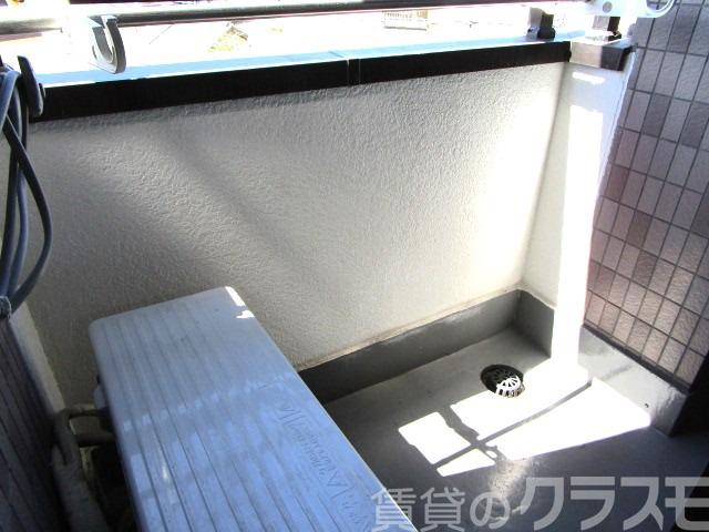 16/27 バルコニー