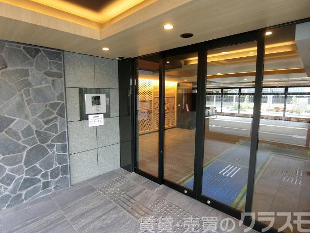 29/30 エントランス