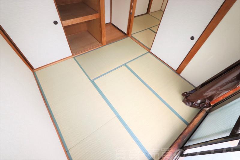 16/19 エントランス